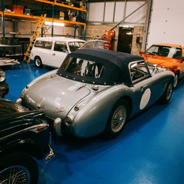 1960 Austin Healey 3000 Rally Car Workshop BTS 2