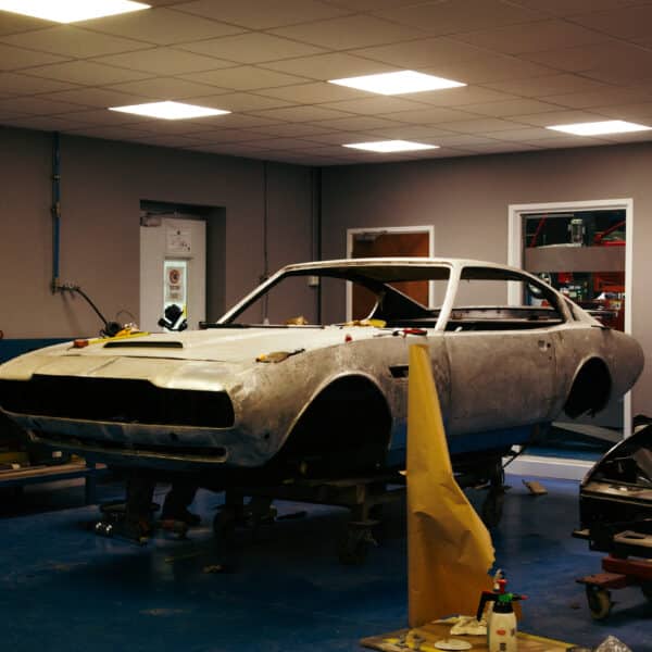 1970 Aston Martin DBS Vantage Workshop BTS 3