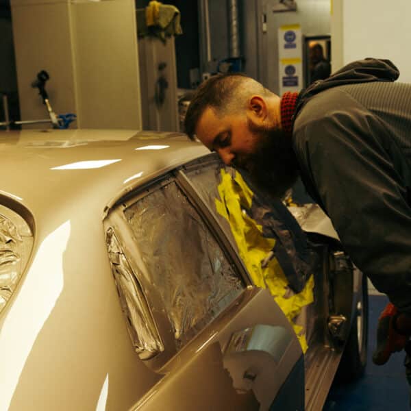 1991 Jaguar XJS Workshop BTS 2