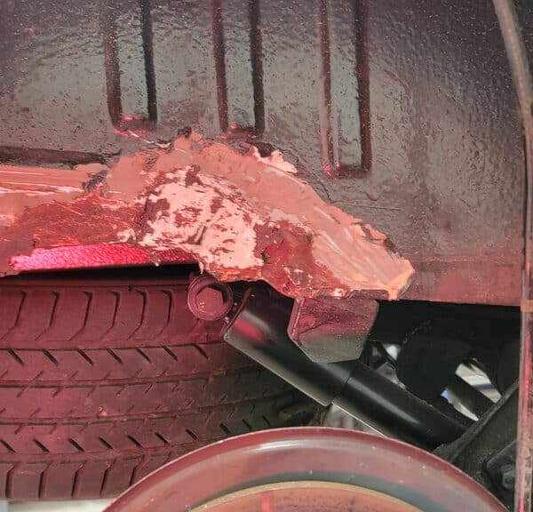 200226 1998 Citroen Saxo VTR Wheel Well Rust 2