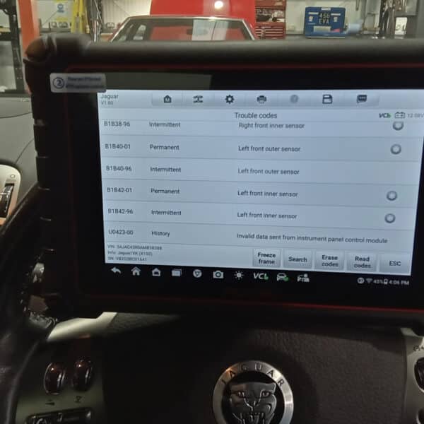 2010 Jaguar XKR Parking Sensor Fault 4