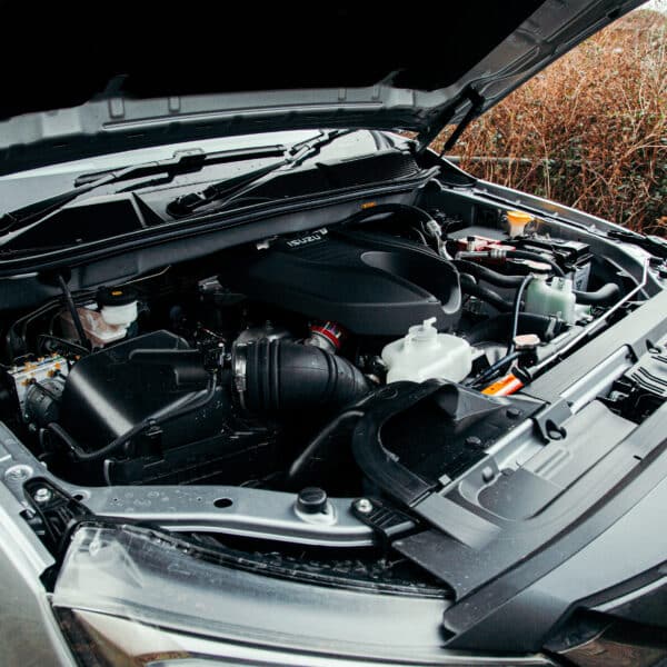 230126 2025 Isuzu D Max V Cross Beauty Shots 45