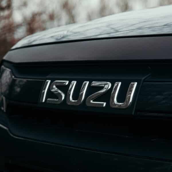 230126 2025 Isuzu D Max V Cross Beauty Shots 9