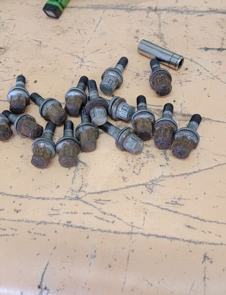 240226 1998 Citroen Saxo Lug Nuts Painted