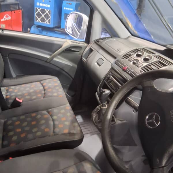 240226 2005 Mercedes Vito New Front Carpet 2