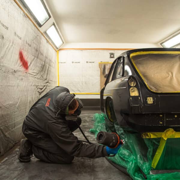 250226 1975 MGB GT V8 Primer 12