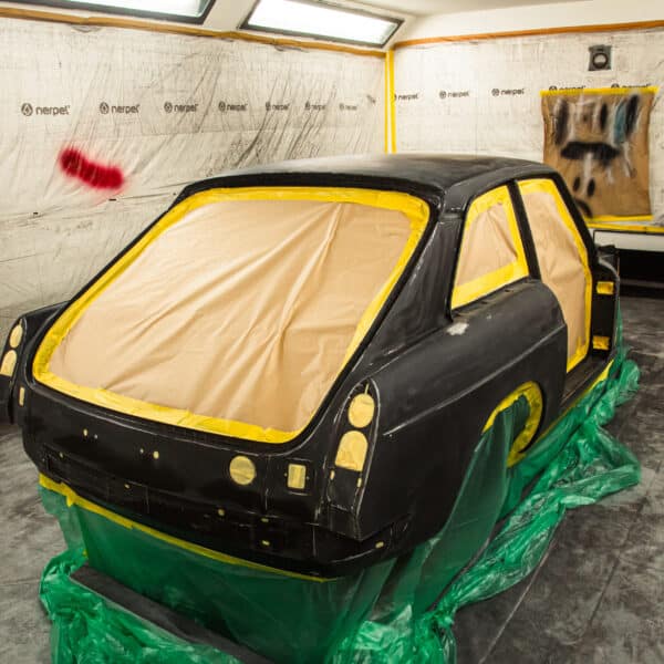 250226 1975 MGB GT V8 Primer