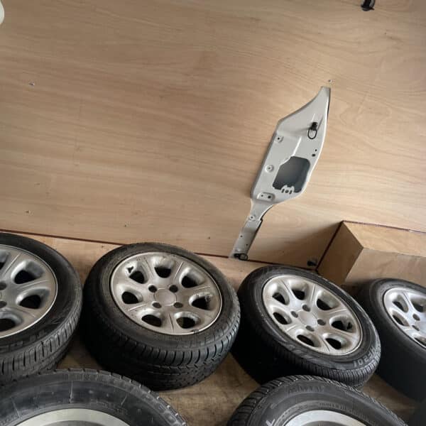 250226 1998 Citroen Saxo Wheels off to be refurbed