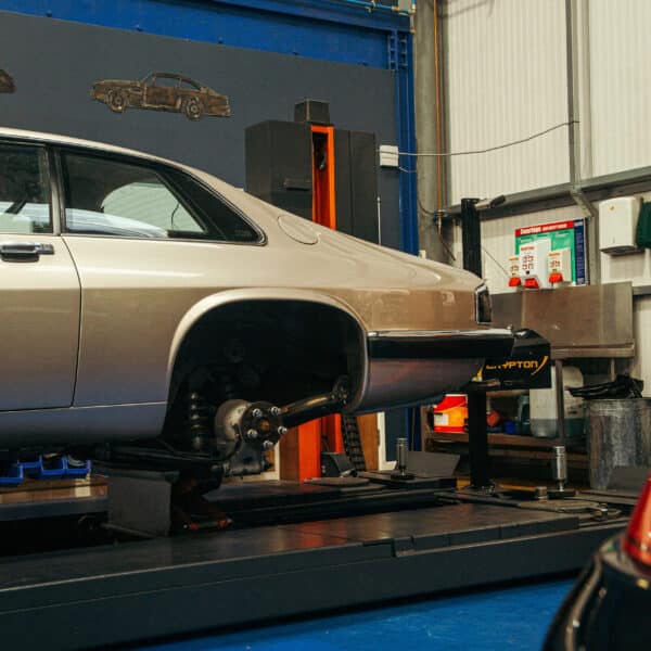 260226 1991 Jaguar XJS on ramp 4