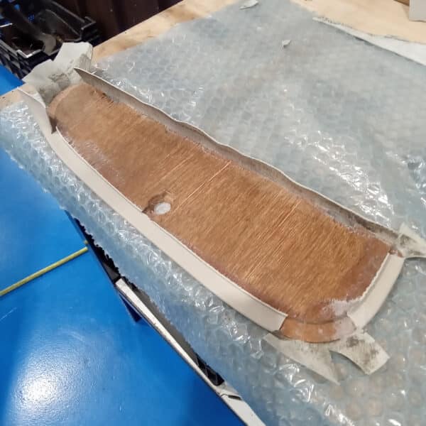 270226 1960 Jensen 541R Glovebox 10