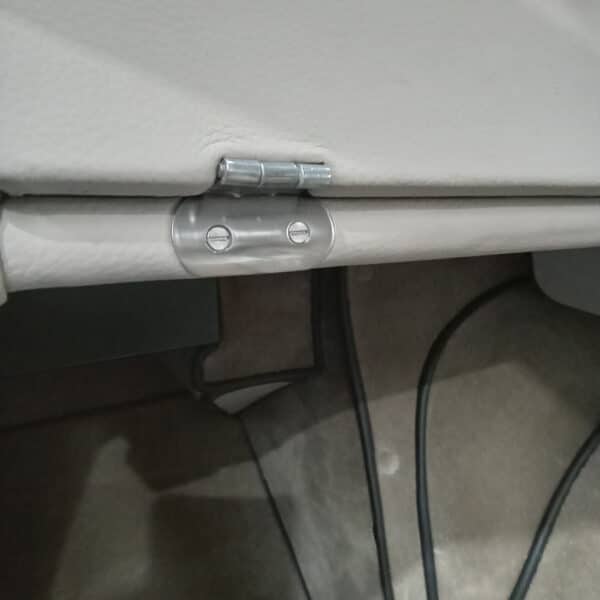 270226 1960 Jensen 541R Glovebox 4