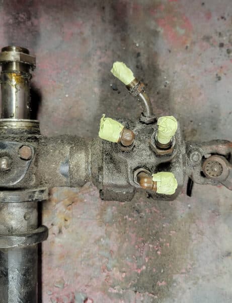 270226 1970 Aston Martin DBS Steering Rack Cleaned 2