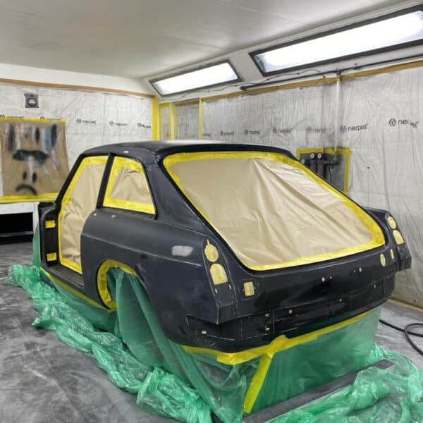 270226 1975 MGB GT V8 in Epoxy 7