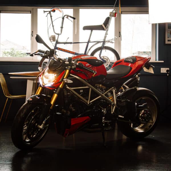 270226 2009 Ducati Streetfighter S Extra Photos 2