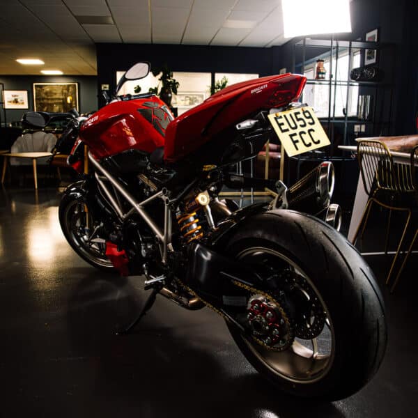 270226 2009 Ducati Streetfighter S Extra Photos 30