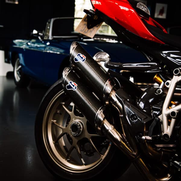 270226 2009 Ducati Streetfighter S Extra Photos 35