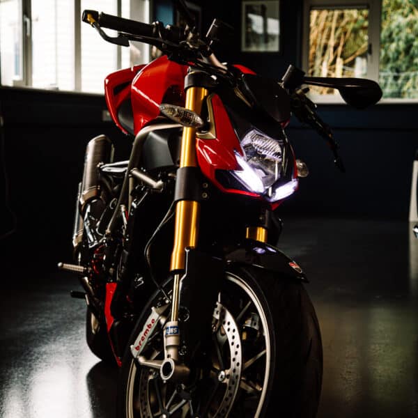 270226 2009 Ducati Streetfighter S Extra Photos 4