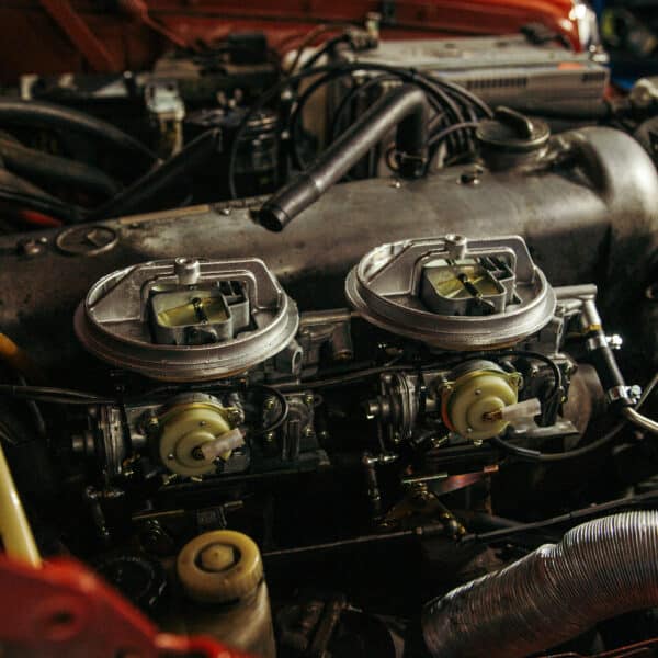 280126 1973 Mercedes 250 New Carbs 1