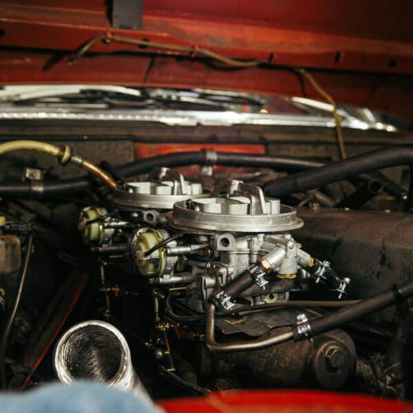 280126 1973 Mercedes 250 New Carbs 3