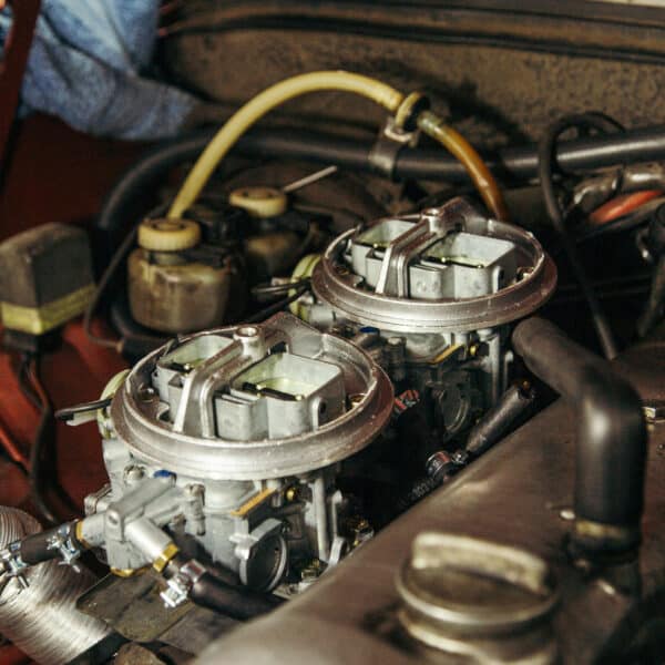 280126 1973 Mercedes 250 New Carbs 5