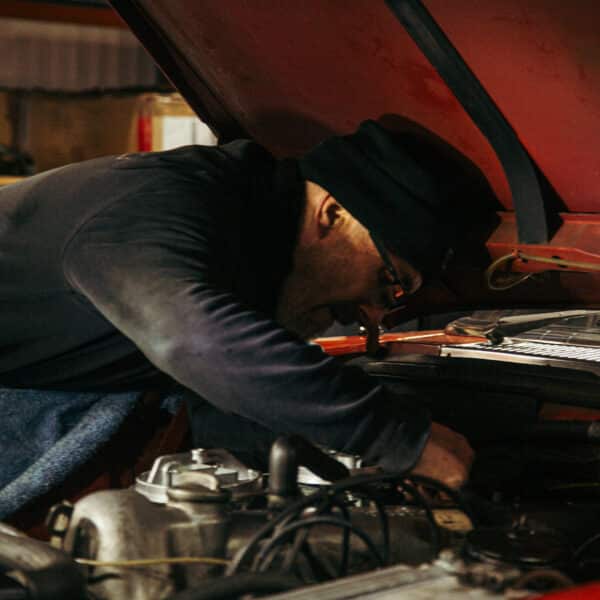 280126 1973 Mercedes 250 New Carbs 7