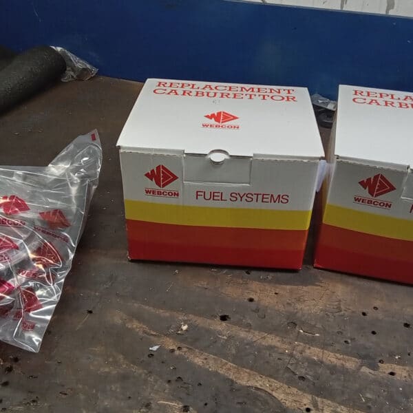 280126 1973 Mercedes 250 Remove Old Carbs Install New 3