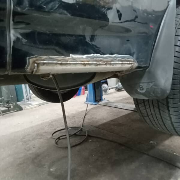 280126 1996 Bentley Continental Drivers Quarter Panel rust repair 12