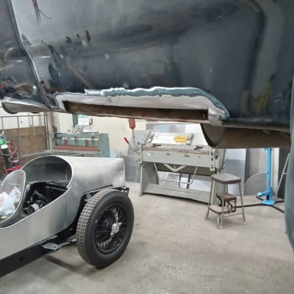 280126 1996 Bentley Continental Drivers Quarter Panel rust repair 6