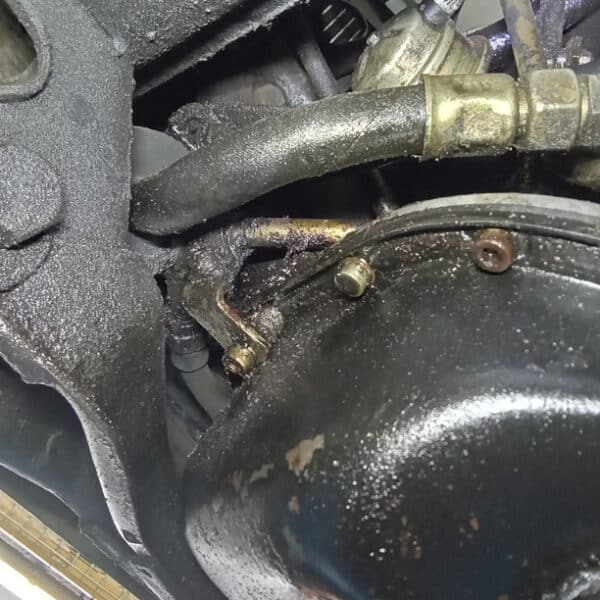 290126 1973 Mercedes 250 Caburettor Set Up and Fit 2