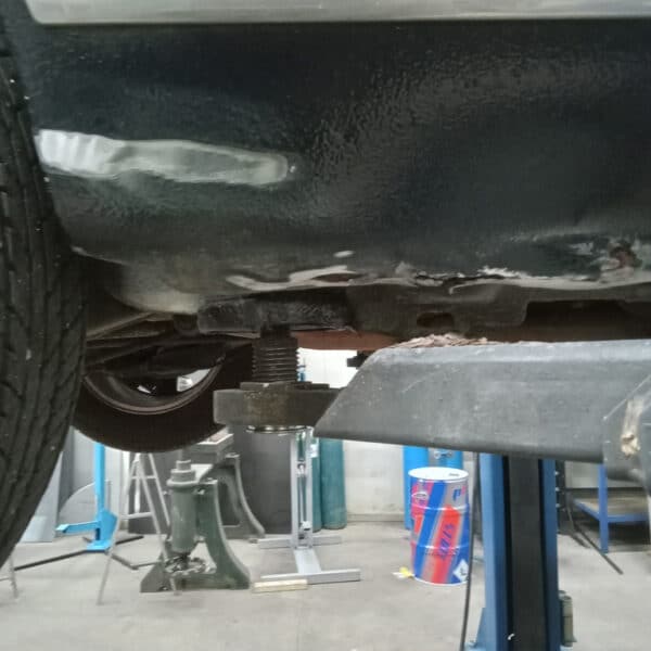 290126 1996 Bentley Continental Sill Repair