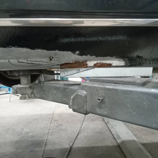 290126 1996 Bentley Continental Sill Repair 7