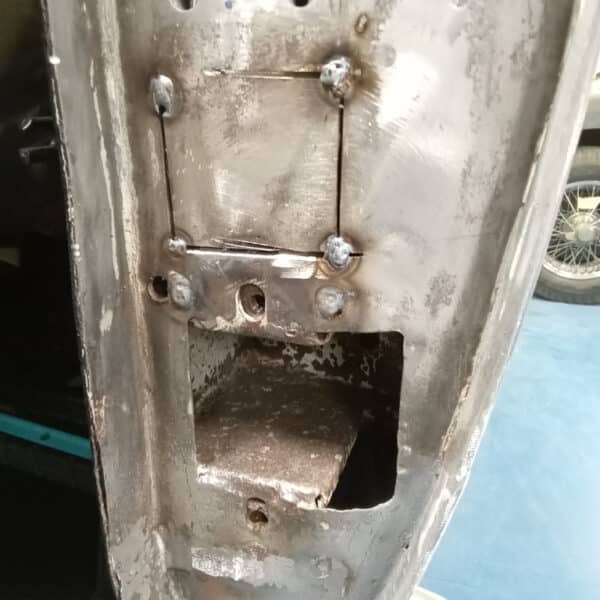 300126 1970 Aston Martin DBS Drivers Door Captivate Nuts Repaired 10