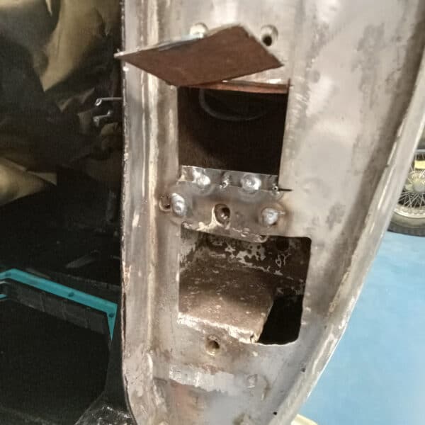 300126 1970 Aston Martin DBS Drivers Door Captivate Nuts Repaired 11