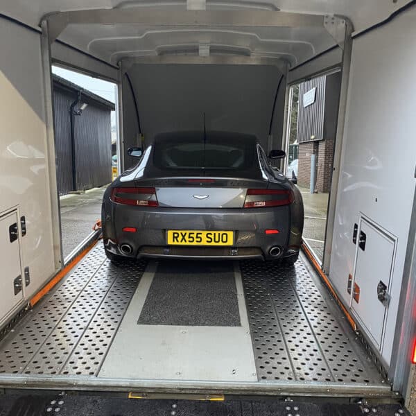 300126 2006 Aston Martin V8 Vantage Transport to Long Stratton 2