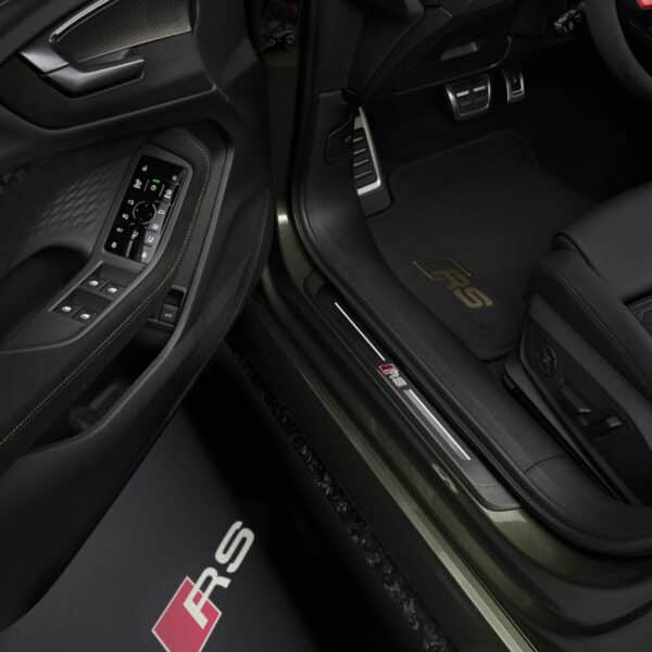 43093 a260251 large 1