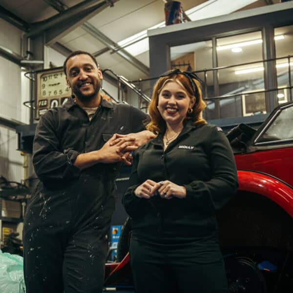 Max and Molly Credit Bridge Classic Cars Kids1 1