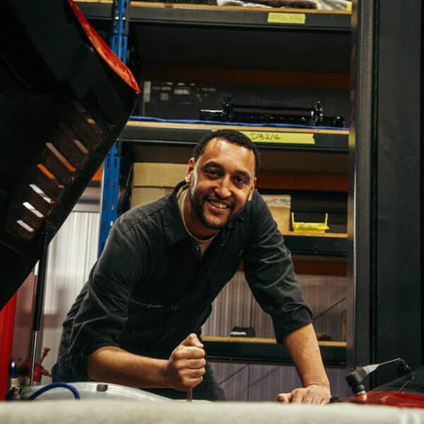 Max the Mechanic Credit Bridge Classic Cars Kids 6