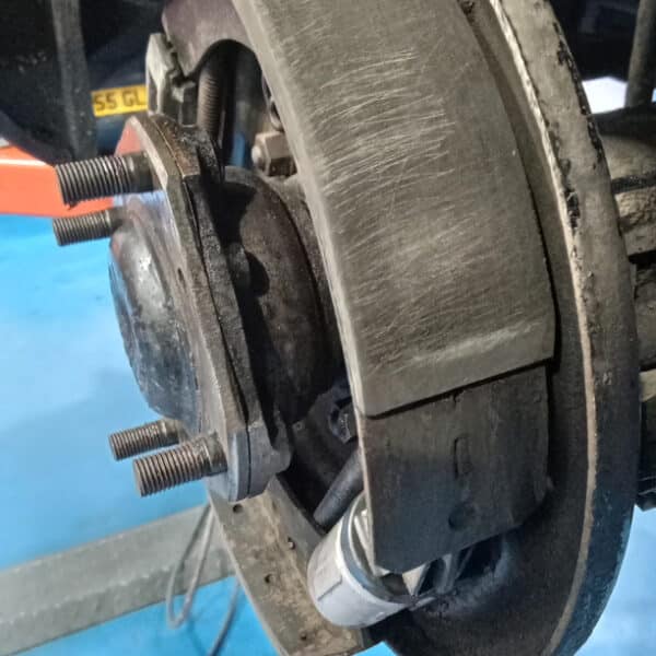 030326 1960 MGA Coupe Inspection 9