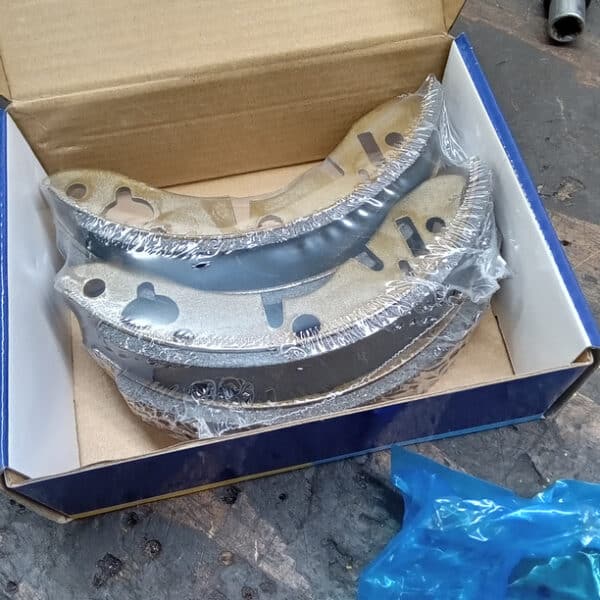 030326 1978 MG Midget Repairs 12