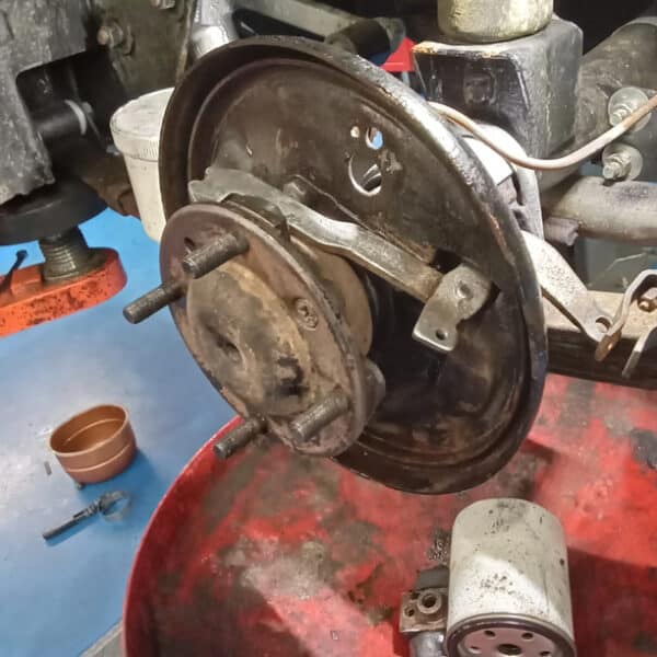 030326 1978 MG Midget Repairs 9