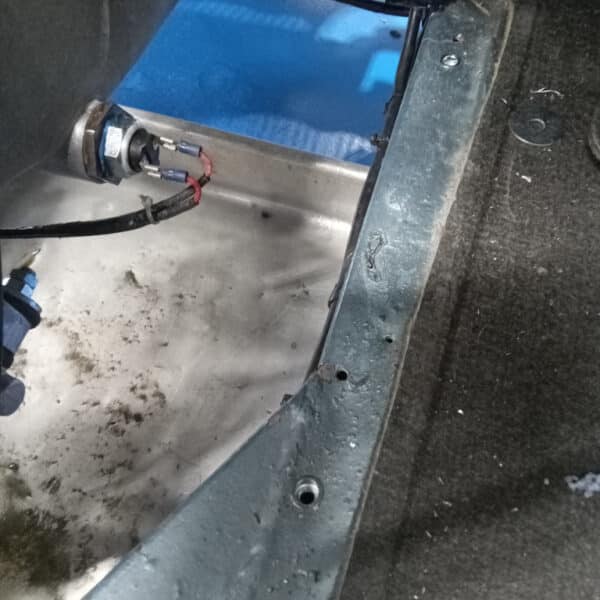 040326 1955 Austin Healey Radiator water pump brakes and gearbox tunnel