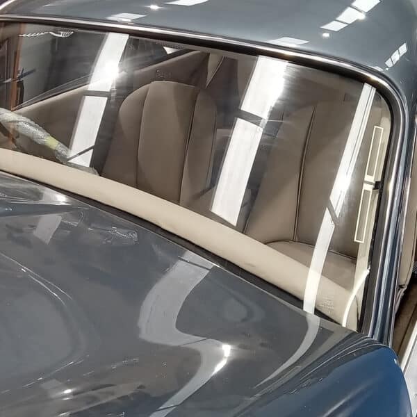 040326 1960 Jensen 541R Interior Completed 2