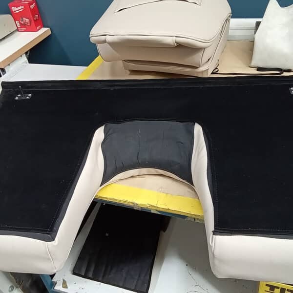 040326 1960 Jensen 541R Interior Completed 6