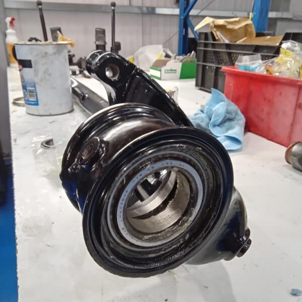 040326 1970 Aston Martin DBS Suspension Parts 120