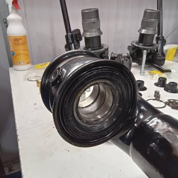 040326 1970 Aston Martin DBS Suspension Parts 122