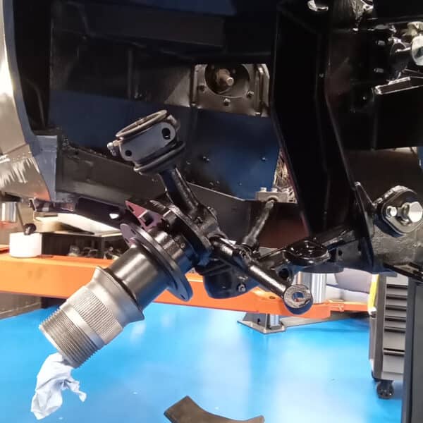 040326 1970 Aston Martin DBS Suspension Parts 17