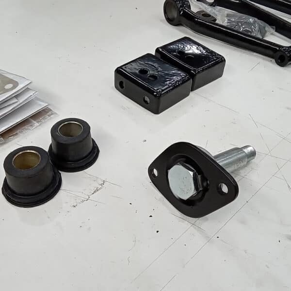 040326 1970 Aston Martin DBS Suspension Parts 23