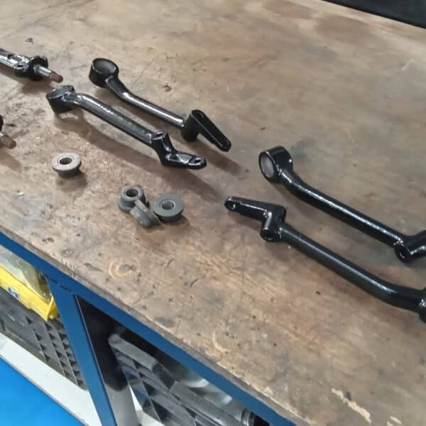 040326 1970 Aston Martin DBS Suspension Parts 28