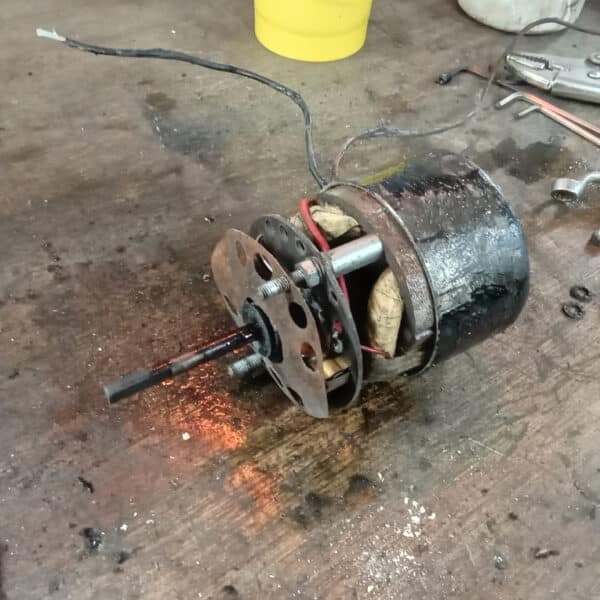 040326 1970 Aston Martin DBS Suspension Parts 37