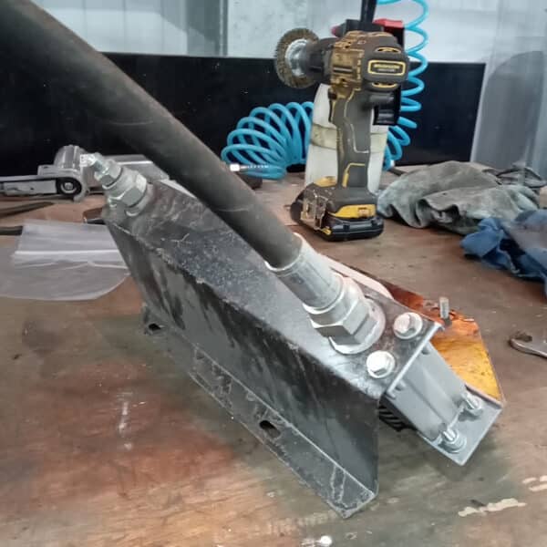 040326 1970 Aston Martin DBS Suspension Parts 43